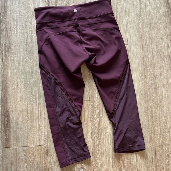 Lululemon • Sculpt It Crop Bordeaux Drama - Picture 5 of 8